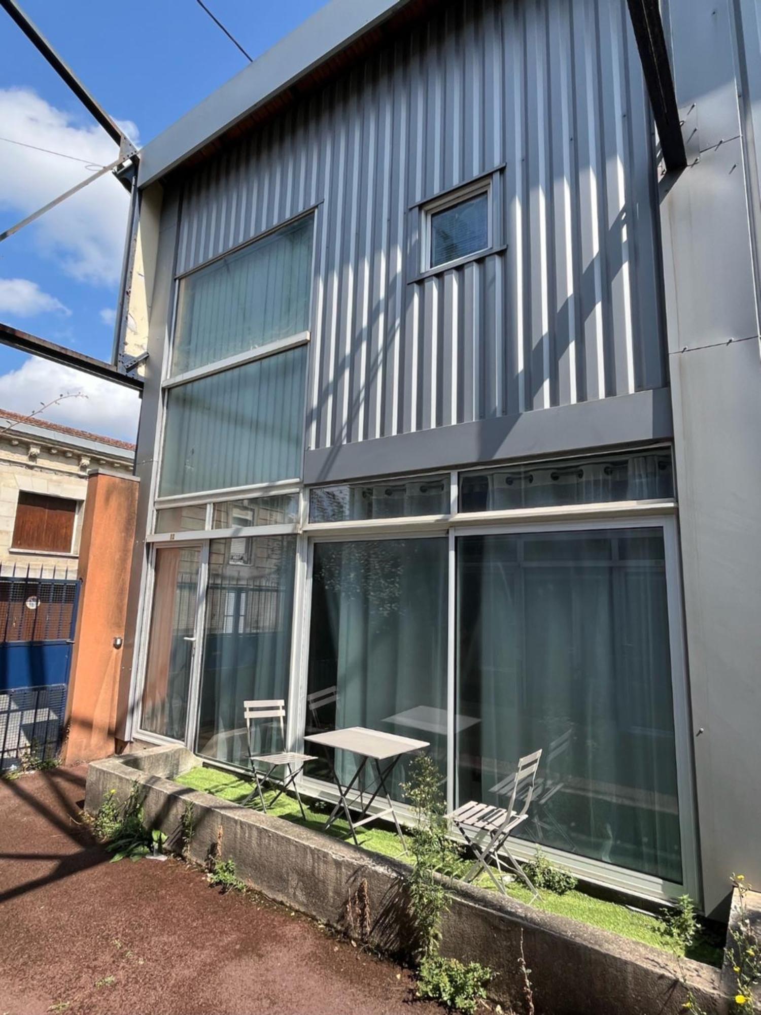 Duplex Bordeaux - Place De Parking Privee - Tram